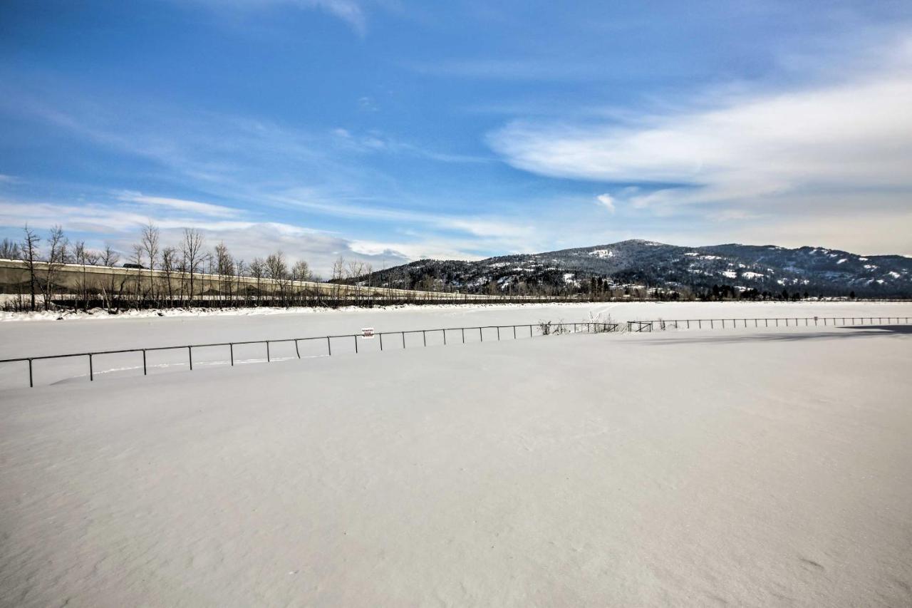 Lake Pend Oreille Condo With Porch And Mountain View! แซนด์พอยต์ ภายนอก รูปภาพ