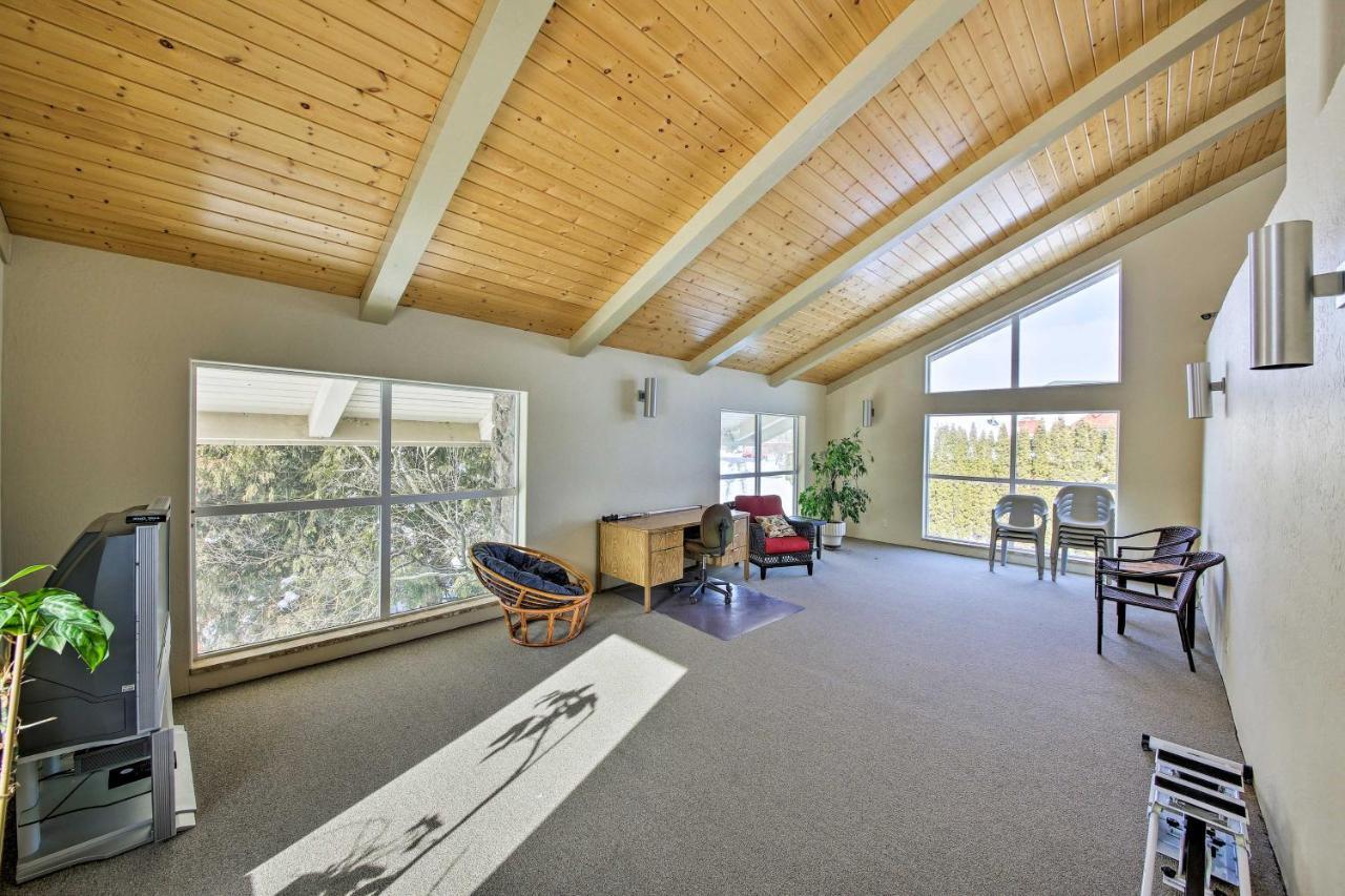 Lake Pend Oreille Condo With Porch And Mountain View! แซนด์พอยต์ ภายนอก รูปภาพ